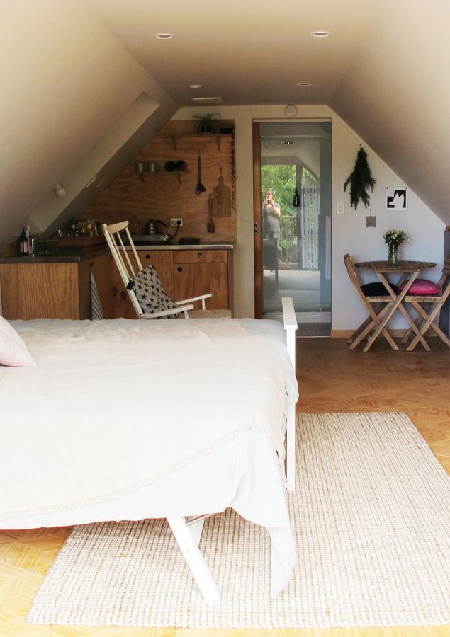 The Old Vicarage Studio Bed & Breakfast Amberley Exterior photo