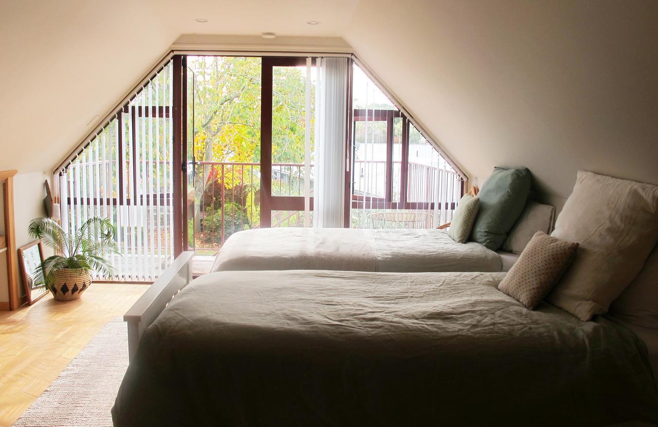 The Old Vicarage Studio Bed & Breakfast Amberley Exterior photo